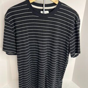 Hollister T Shirt Men Relaxed Fit Medium Black w/ White Pinstripe